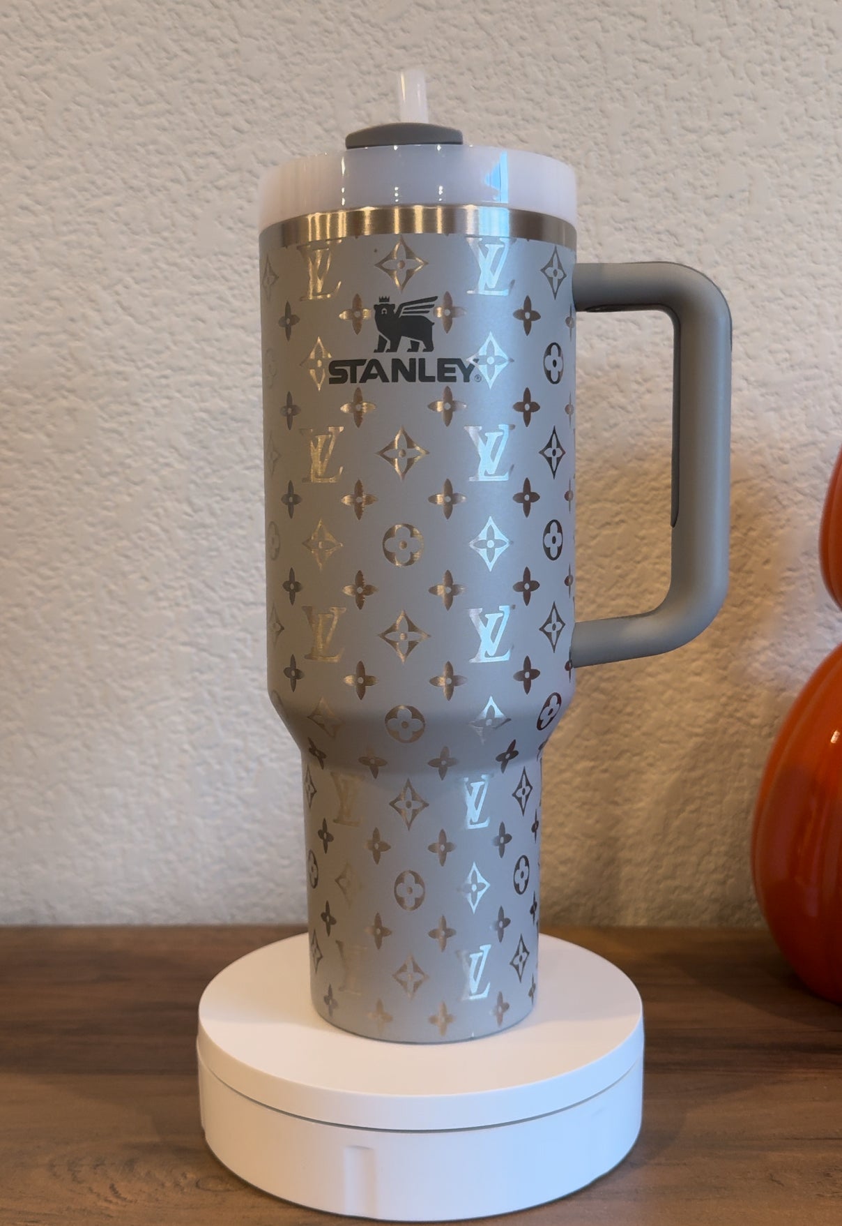 RTS 40oz LV Monogram- Flint Stanley-Flawed