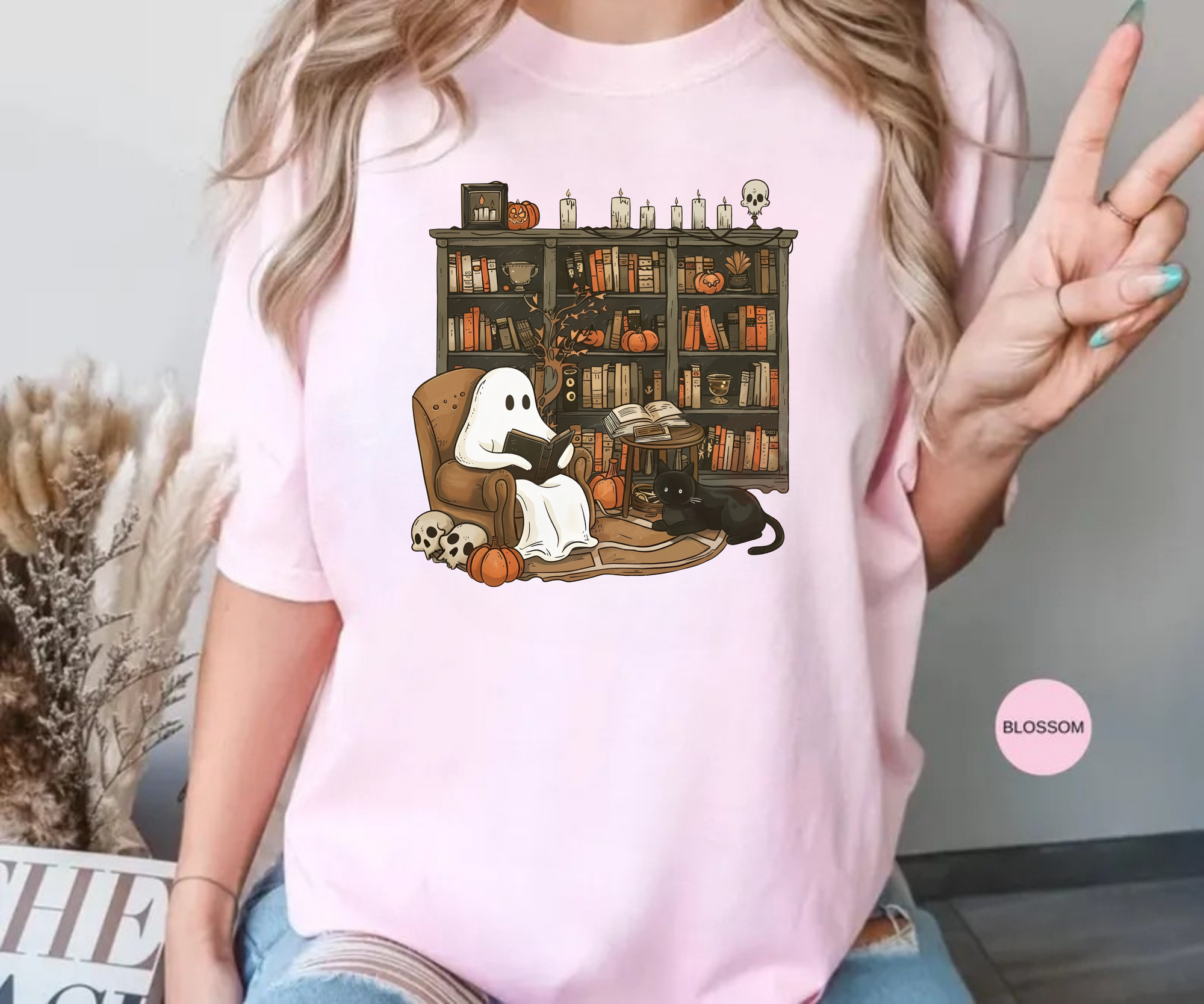 Spooky Read Tee